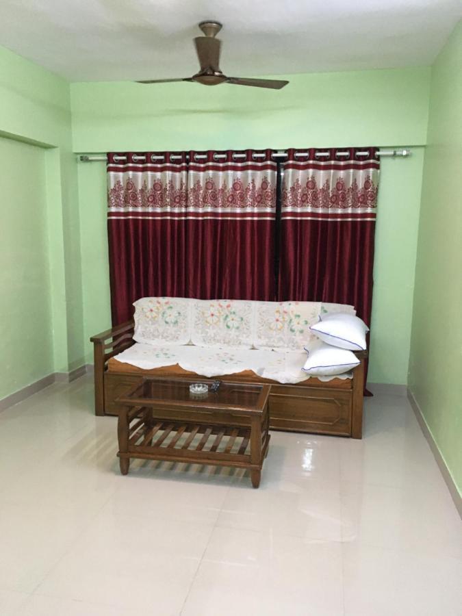 Galaxy Apartment Mumbai Exterior photo