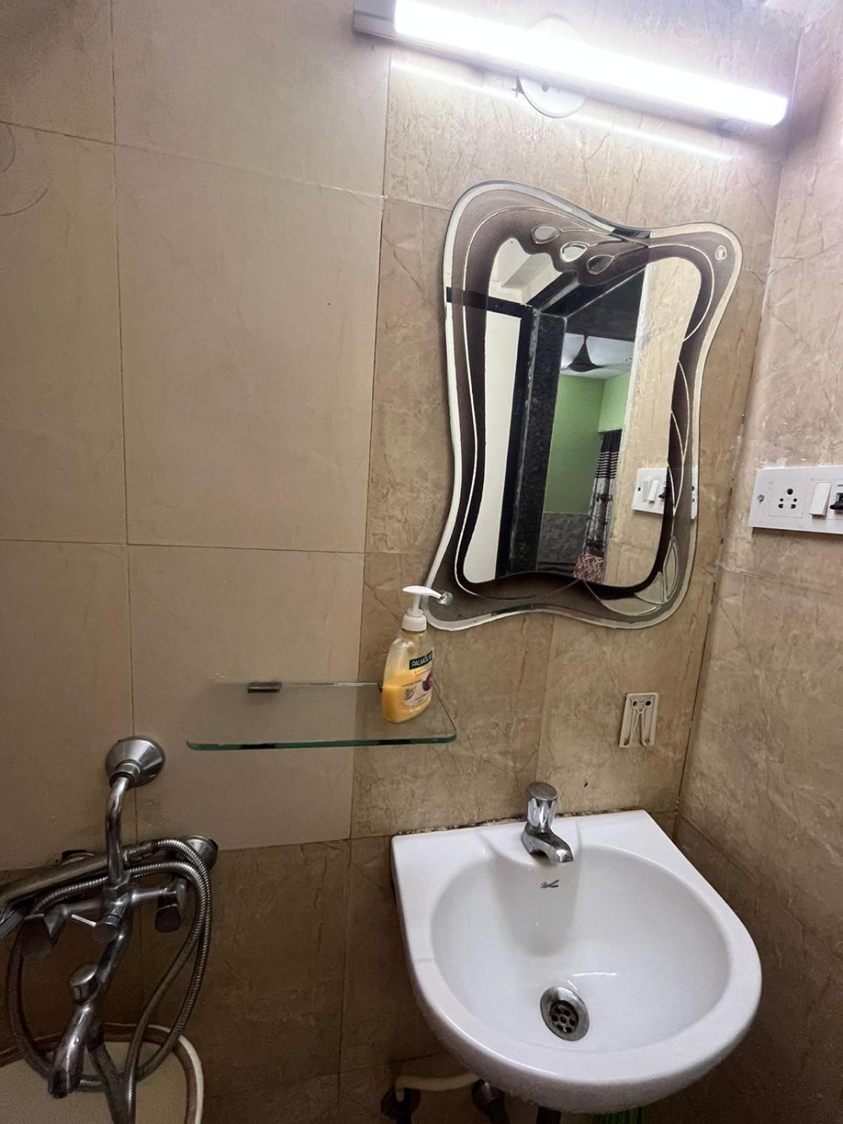 Galaxy Apartment Mumbai Exterior photo