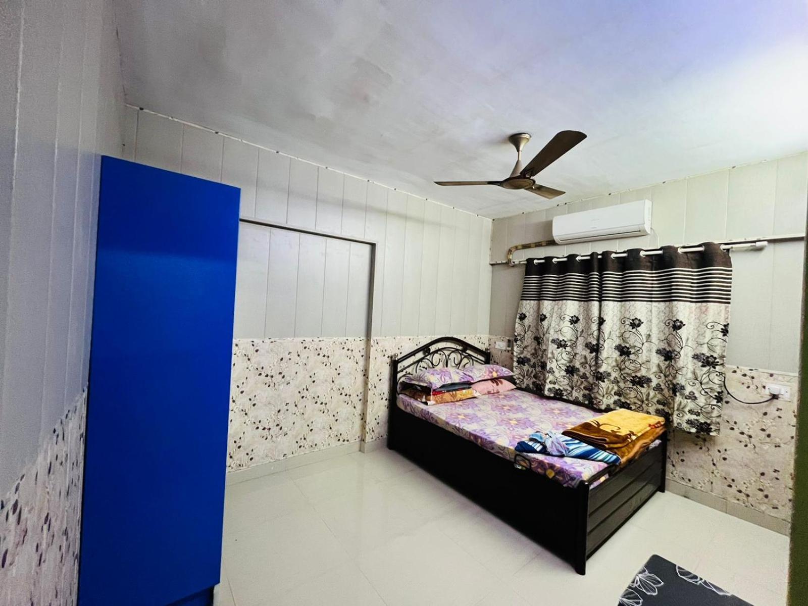 Galaxy Apartment Mumbai Exterior photo